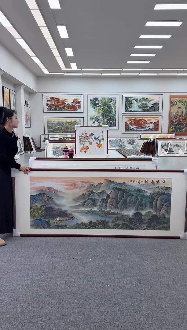 国画手绘219*88富水长流