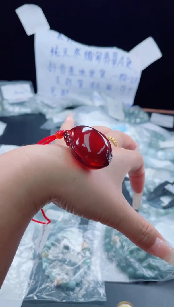 未镶嵌定制琥珀挂件