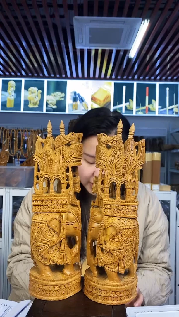 【闪购商品】檀香木Y29老山檀~工艺品大象车一对1134克