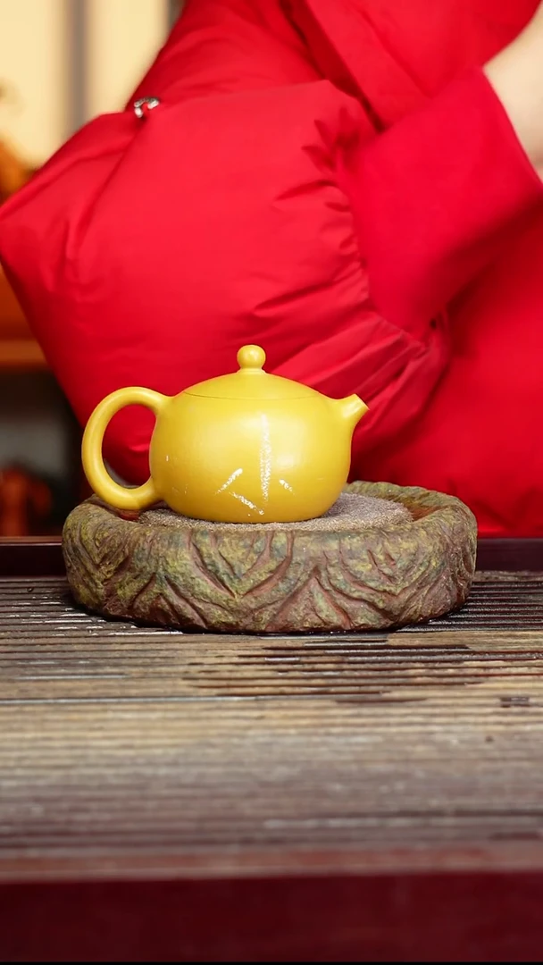 宜兴原矿紫砂壶茶壶130c