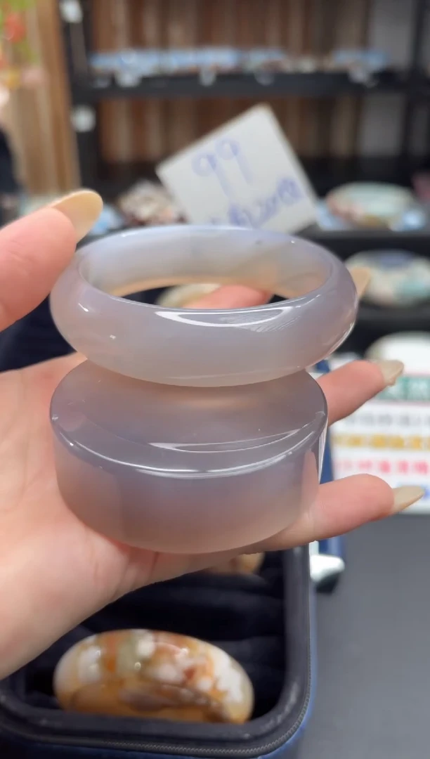 未镶嵌手镯石英质玉C348(60圈赠送镯心)