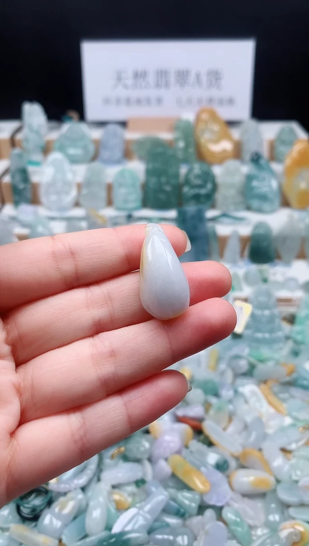 翡翠未镶嵌吊坠(不含链)06福瓜