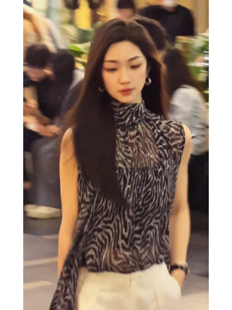 高级感气质轻奢减龄洋气上衣法式独特绝美黑色斑马纹无袖衬衫女夏