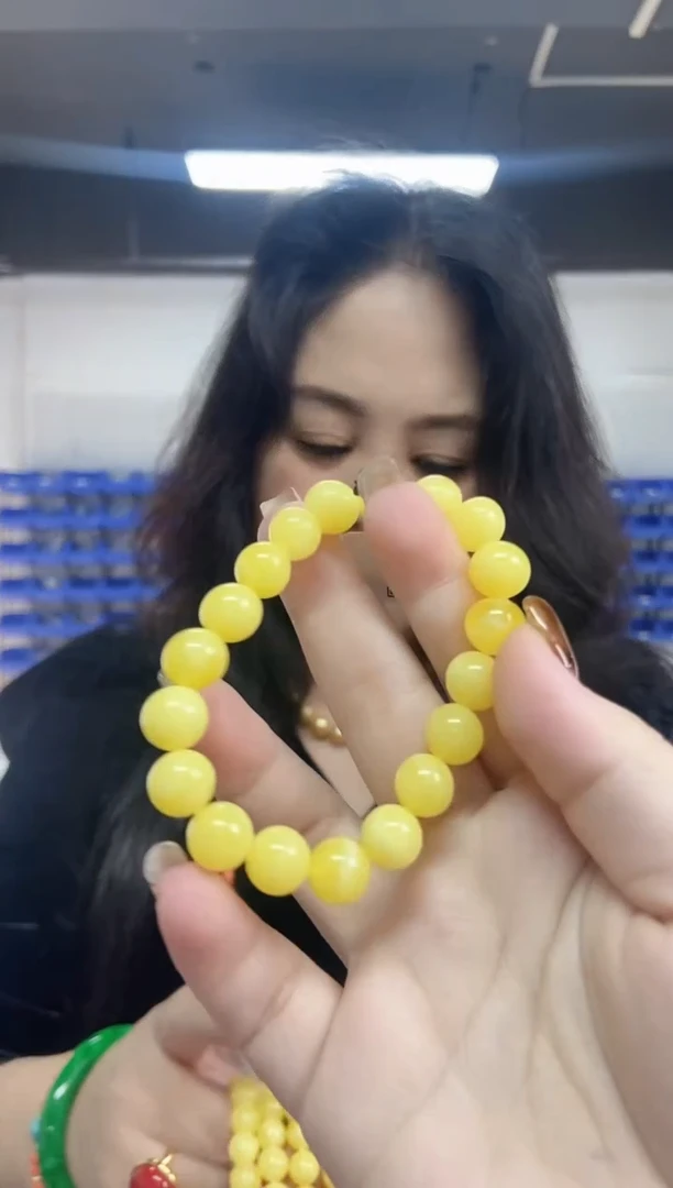 【闪购商品】蜜蜡裸石未镶嵌多样性发其一颜色微差