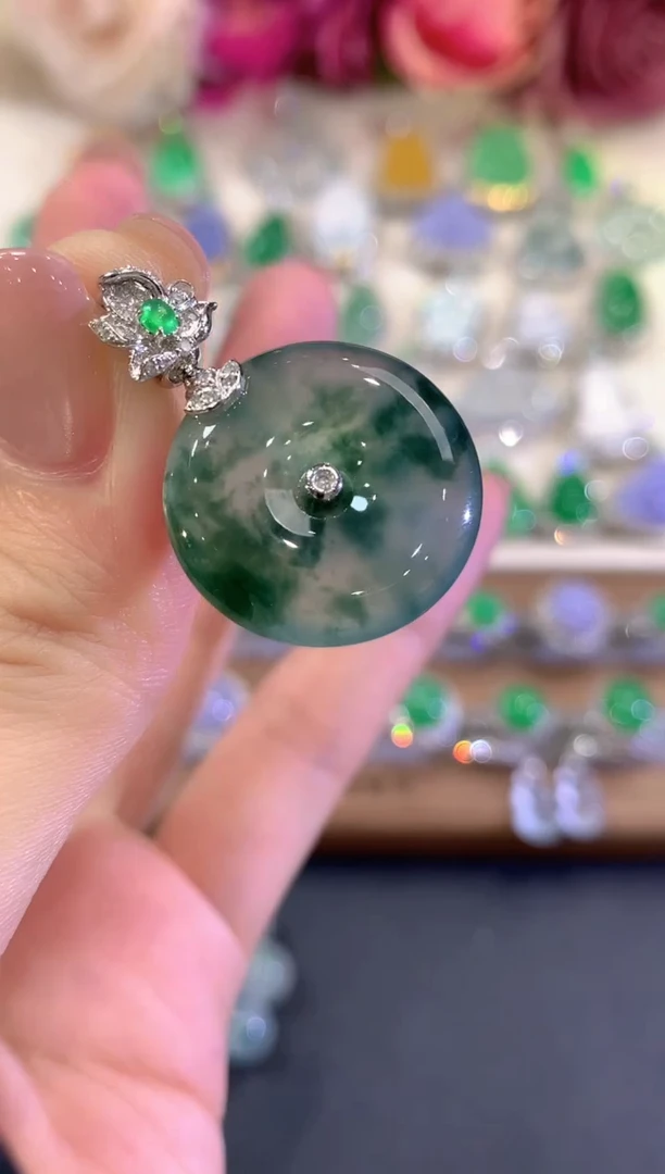 吊坠(不含链)18K金镶嵌翡翠a100