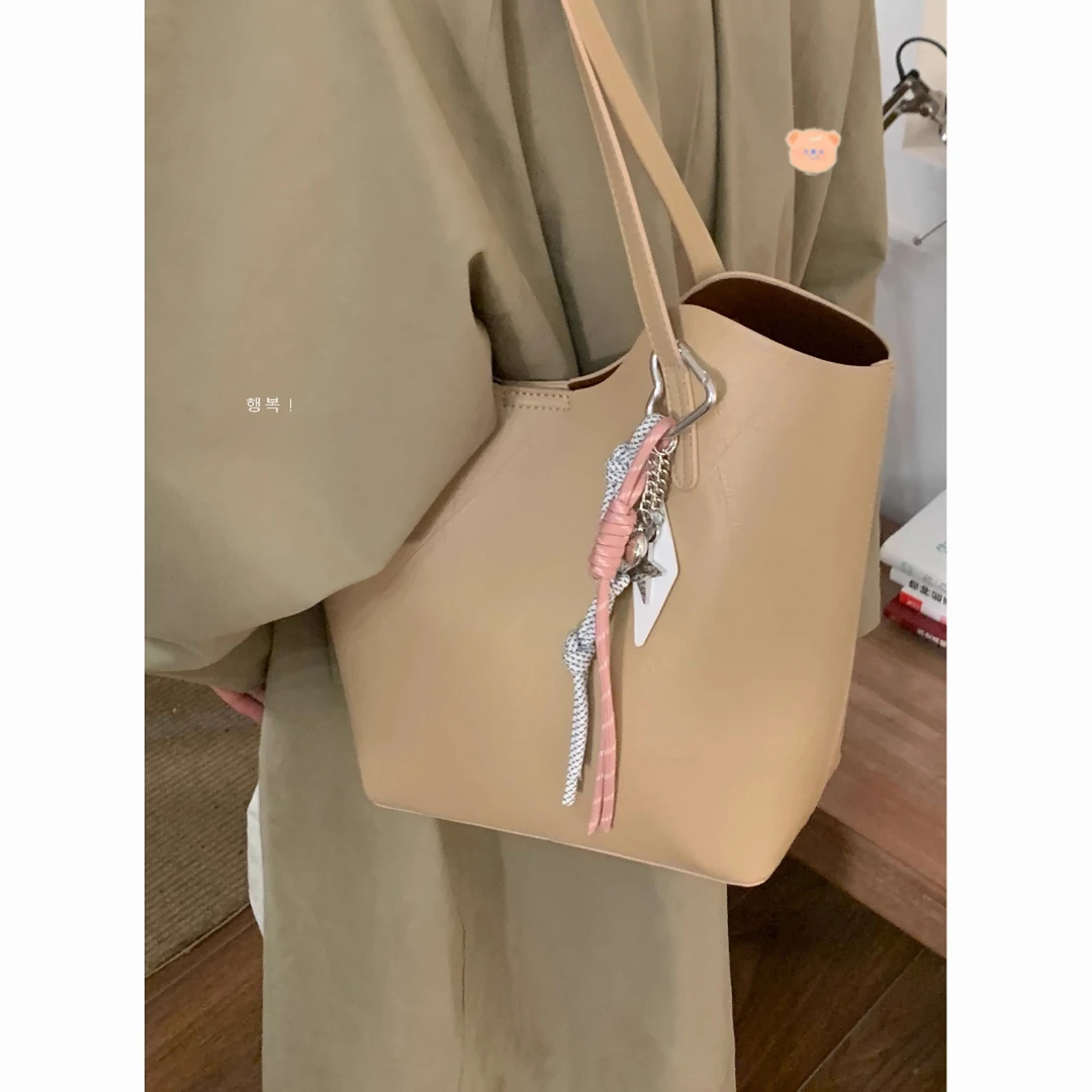 小众轻奢包包女2025新款时尚手提菜篮包大容量通勤单肩包托特包