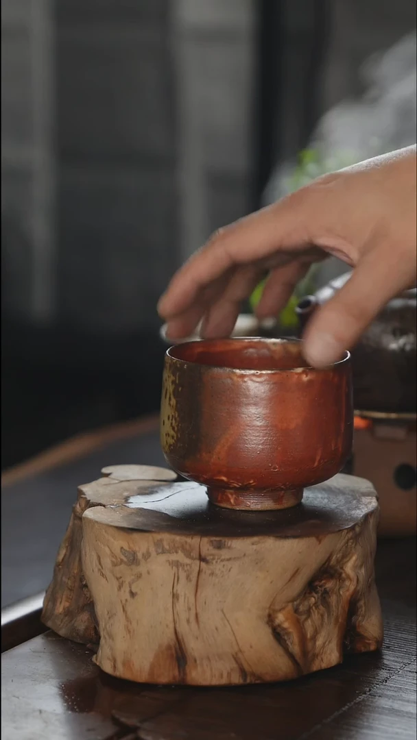 紫砂全手工压手杯