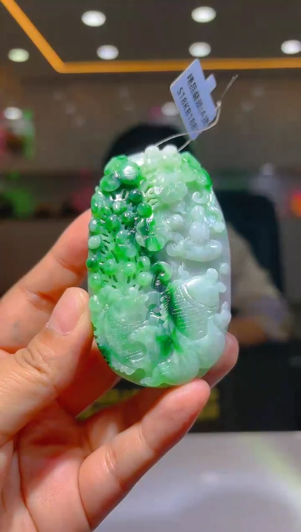 未镶嵌定制翡翠19/1029/L/发其一件/鱼