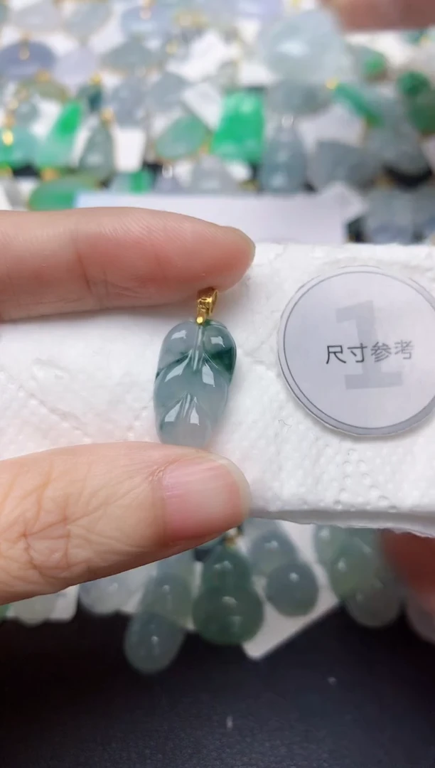 颈饰未镶嵌翡翠天然缅甸A货翡翠