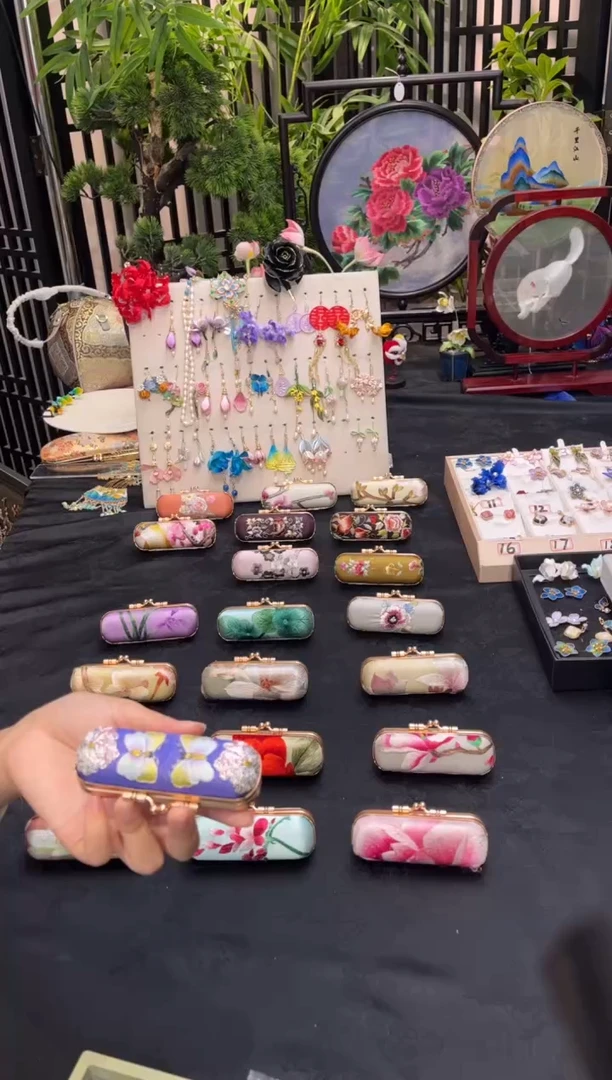 织绣?非遗手工苏绣饰品