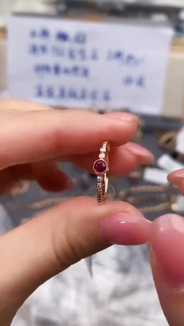 18K金镶嵌戒指红宝石-专柜-15