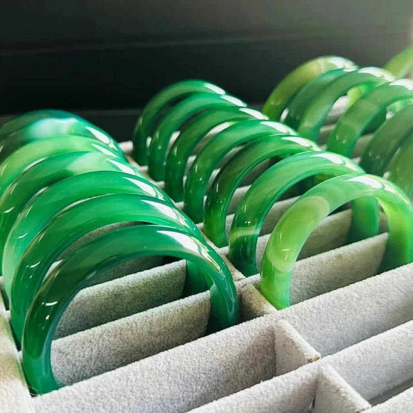 《主播专属》绿玛瑙/玉髓手镯（多样性拍一发一）