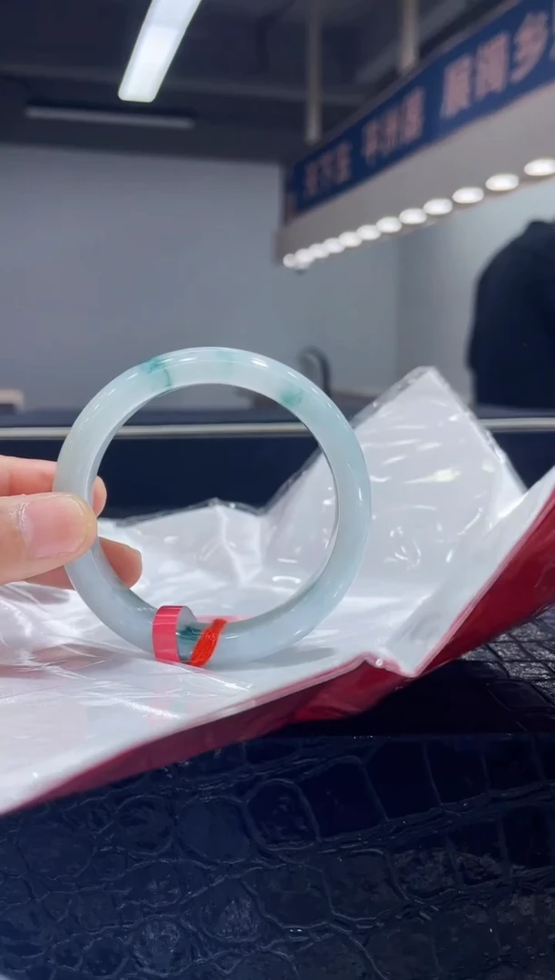 未镶嵌手镯翡翠9