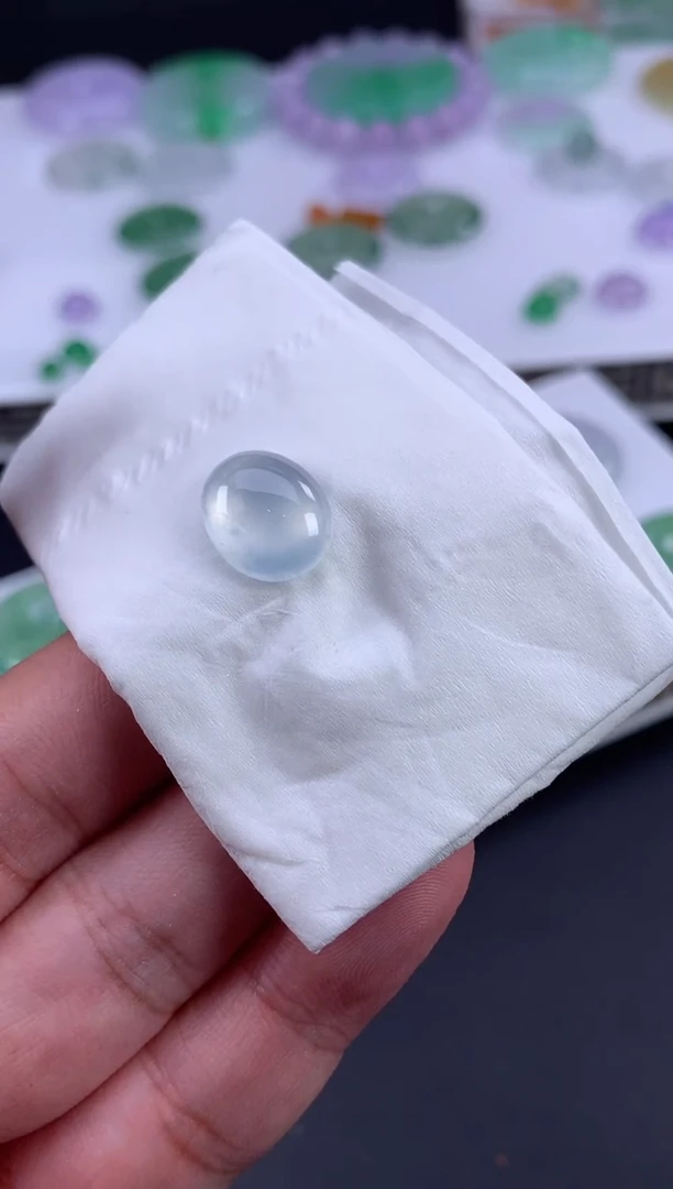 未镶嵌定制翡翠_**?翡翠