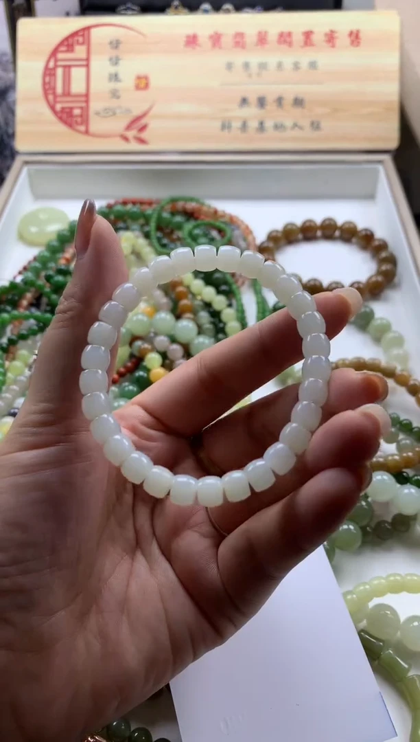 未镶嵌手链和田玉////////