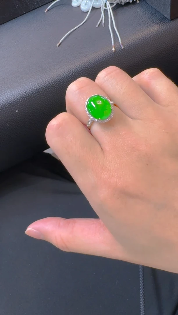 【闪购商品】翡翠戒指银S925镶嵌天然A货翡翠