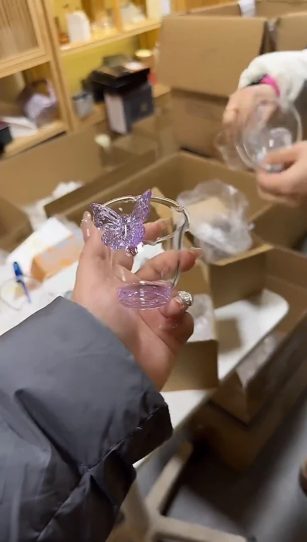 摩*162紫色蝴蝶杯