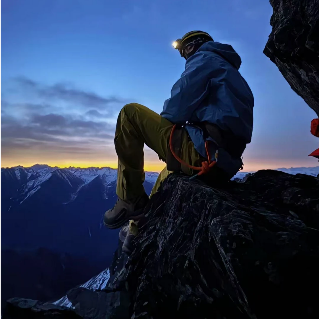 KL-时尚休闲运动百搭T恤半拉链立领打底衫