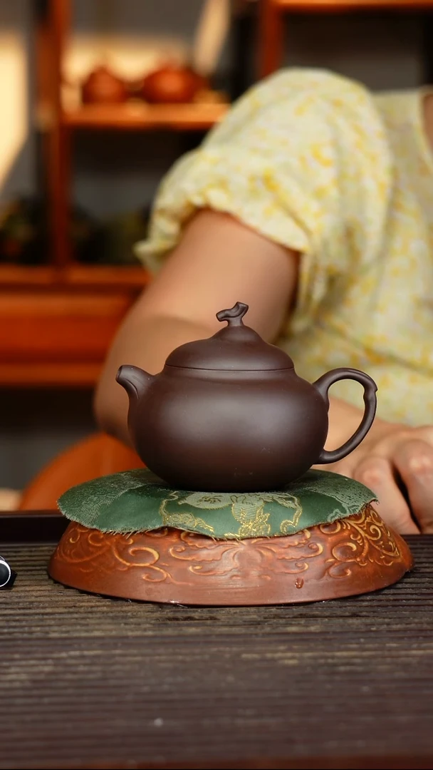 宜兴原矿紫砂壶茶壶宜兴原矿紫砂壶茶壶180C