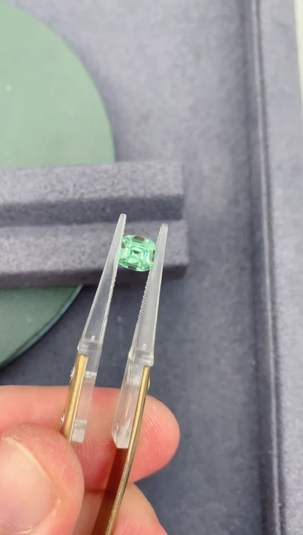 未镶嵌裸石碧玺1.16ct 绿碧玺 定制