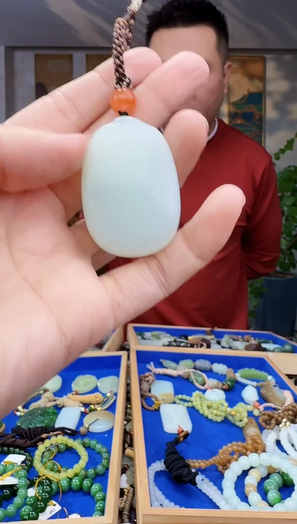 未镶嵌和田玉挂件拍一发一