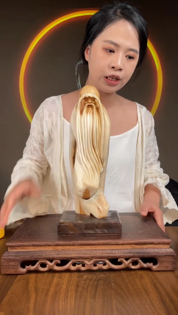 【闪购商品】柏木（崖柏）手工摆件,先抢先得!