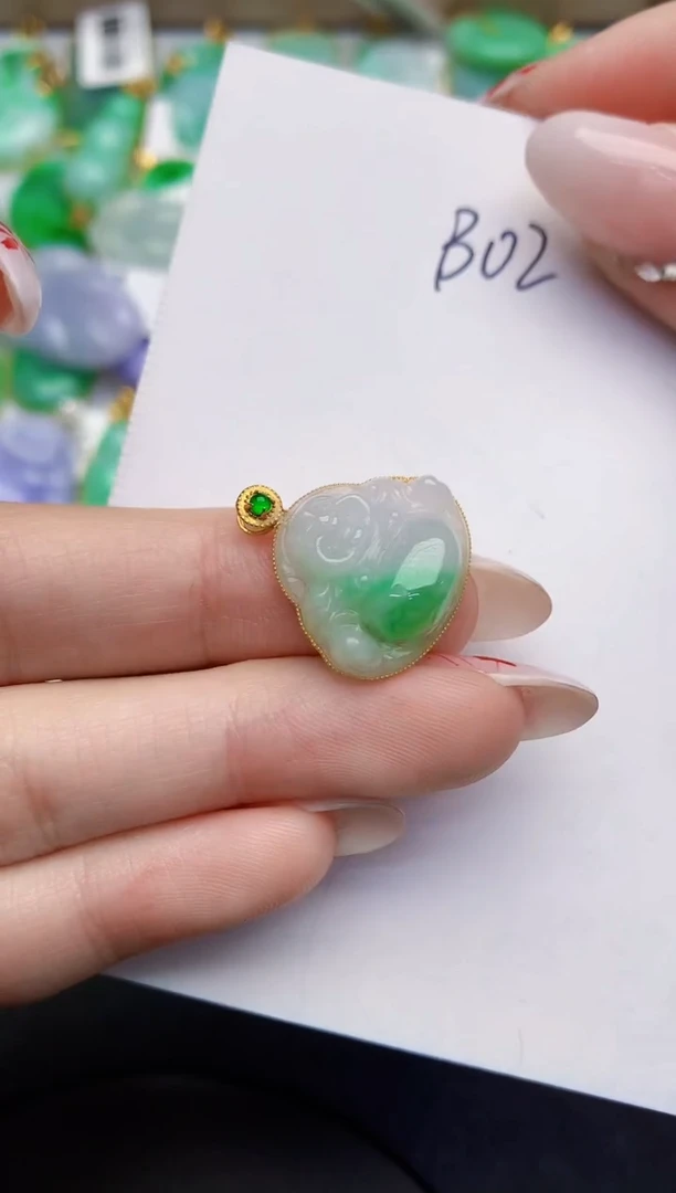 【闪购商品】翡翠颈饰18K金镶嵌00000000000