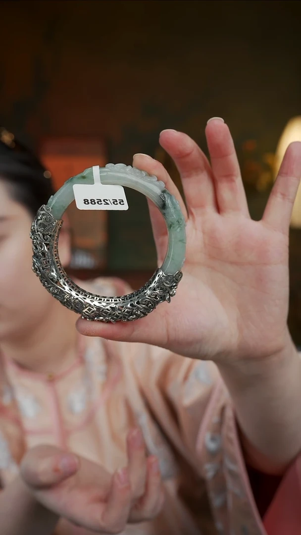 颈饰未镶嵌翡翠53圈-5551