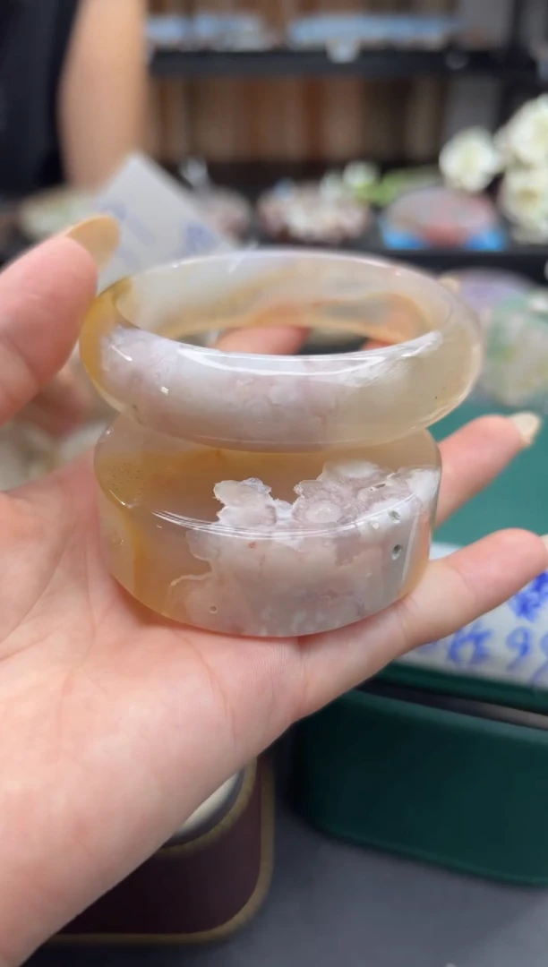 未镶嵌手镯石英质玉C146(59圈赠送镯心)