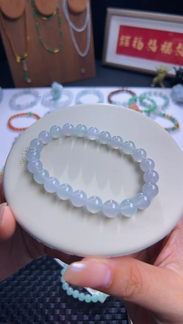 未镶嵌手串翡翠冰胶底浅色马卡龙！卡8.3大卡圆珠！果冻料！