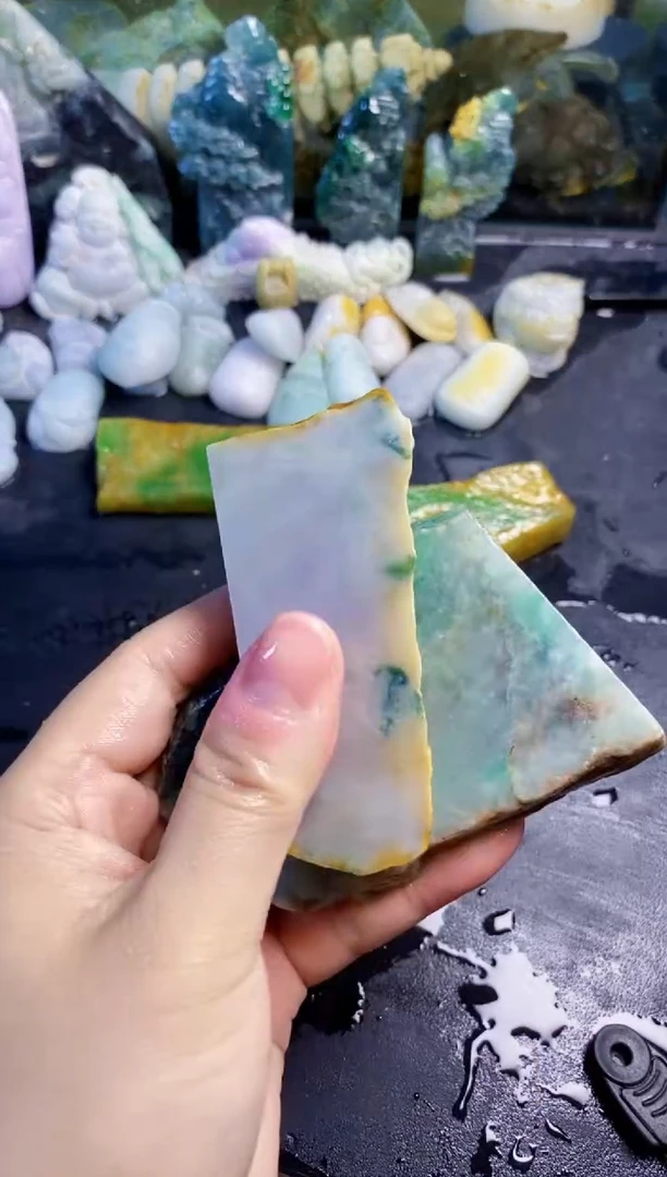 颈饰未镶嵌翡翠天然翡翠081