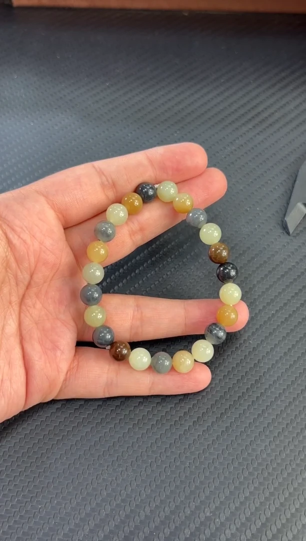 手串未镶嵌和田玉若羌微色差卡8手串