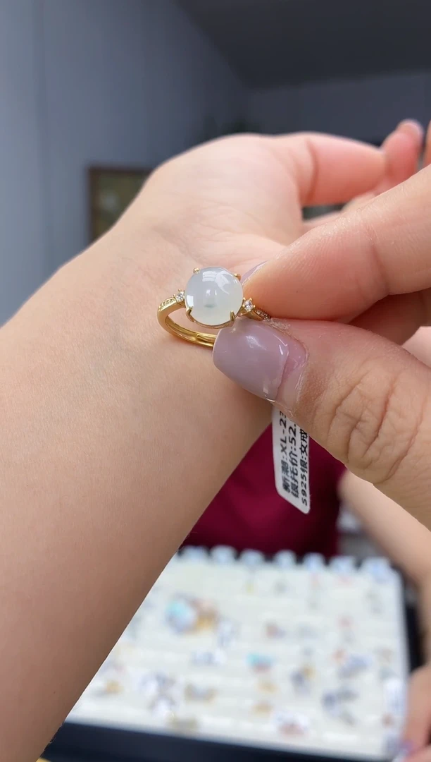 银S925镶嵌戒指翡翠1