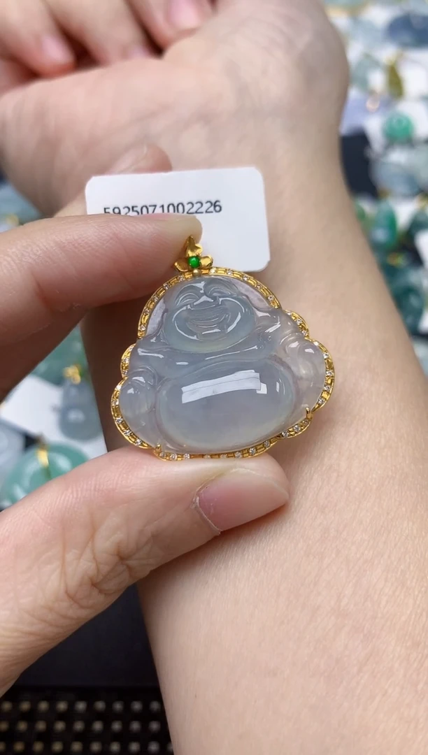 颈饰18K金镶嵌翡翠天然缅甸A货翡翠