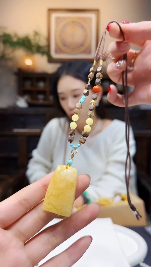 蜜蜡颈饰未镶嵌无事牌