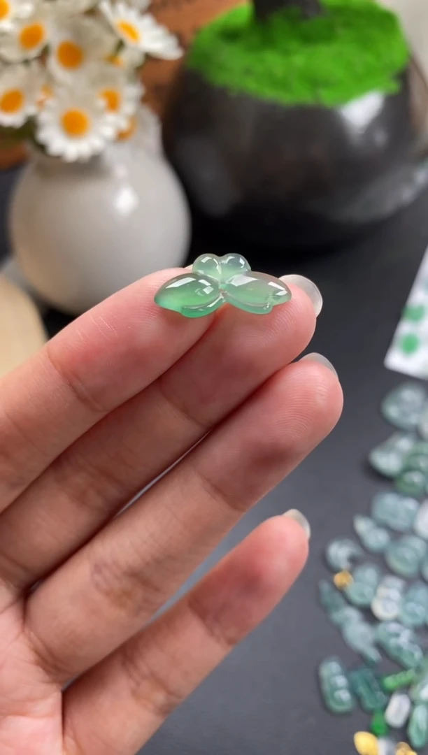 散珠翡翠冰绿蝴蝶
