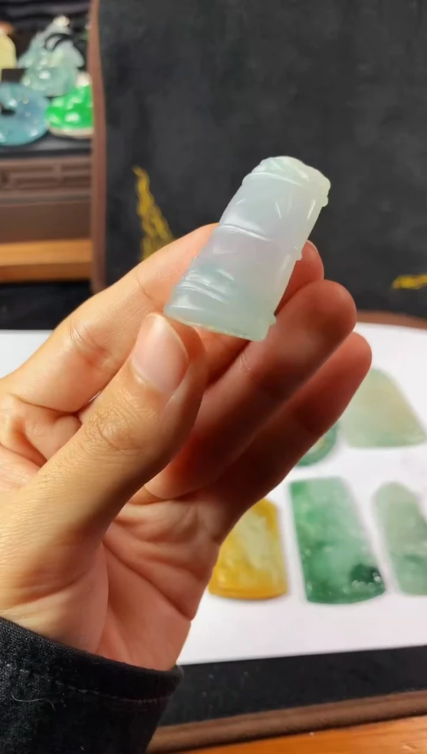 未镶嵌定制翡翠5057毛货不退不换