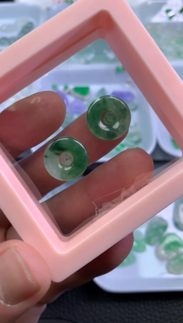 【闪购商品】定制翡翠未镶嵌甜甜圈