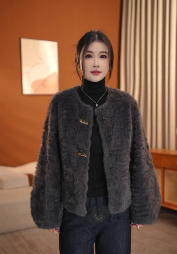 【NG】QL2025新款女士灰紫色短外套短款时尚设计师冬季-BDP95233