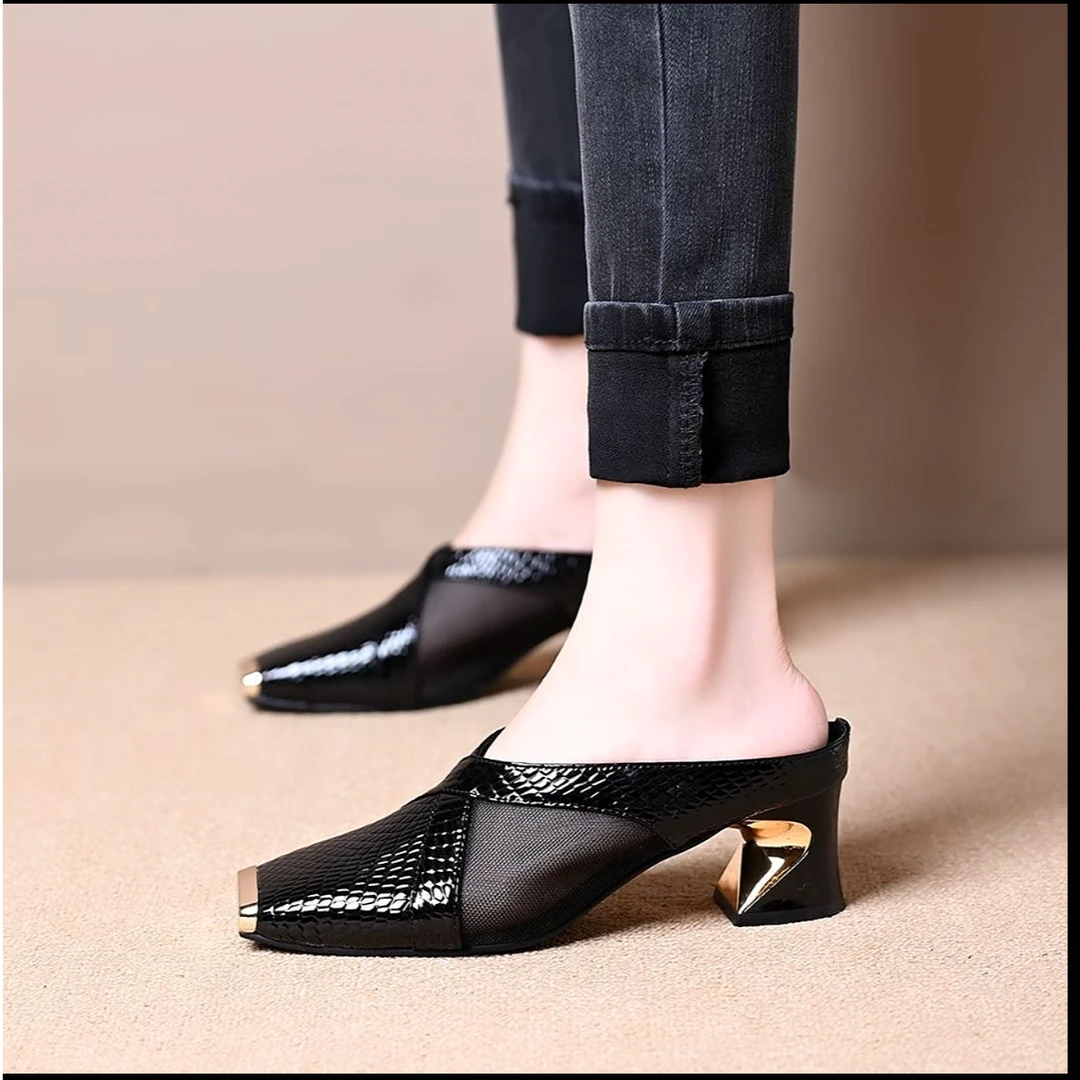 方头粗跟凉拖鞋女夏季外穿中跟软皮2025年新款镂空懒人包头半拖鞋