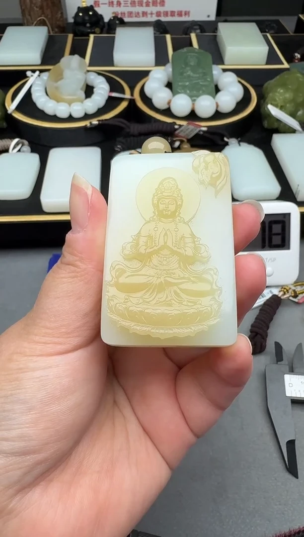 颈饰未镶嵌和田玉4