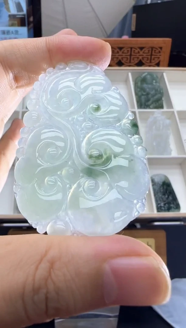 翡翠挂件未镶嵌A货翡翠多样性孤品