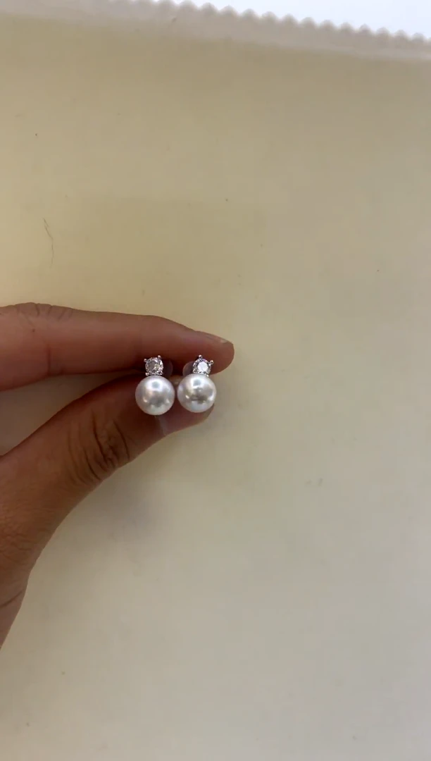 银S925镶嵌耳饰淡水珍珠