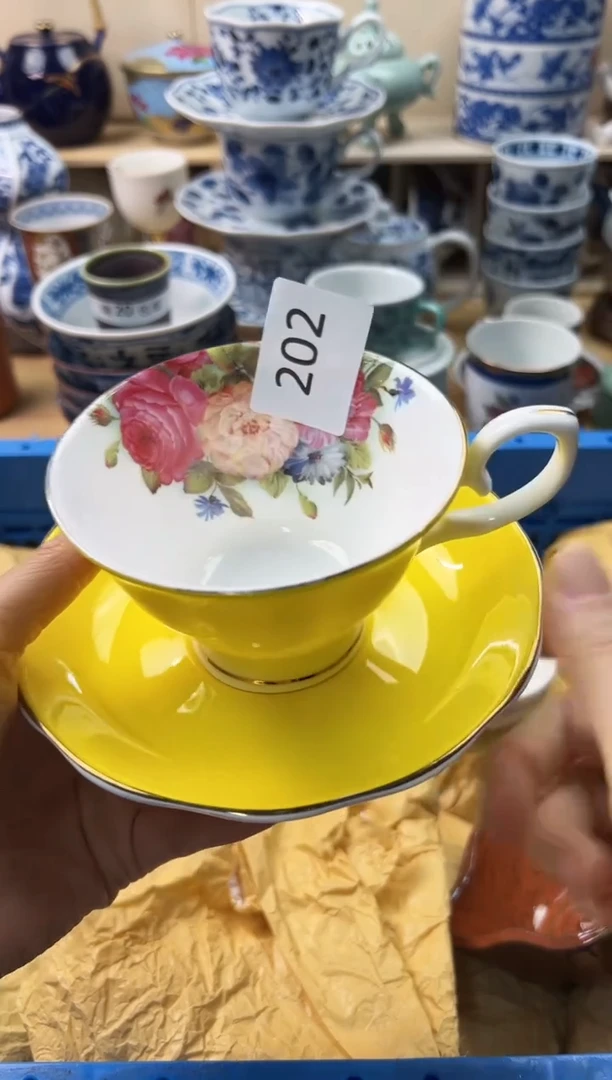 瓷片秋*你好你好你好202