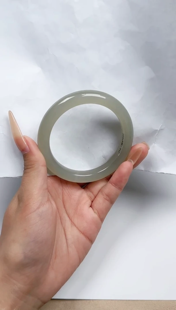 【闪购商品】和田玉手镯未镶嵌56/57圈口 YY