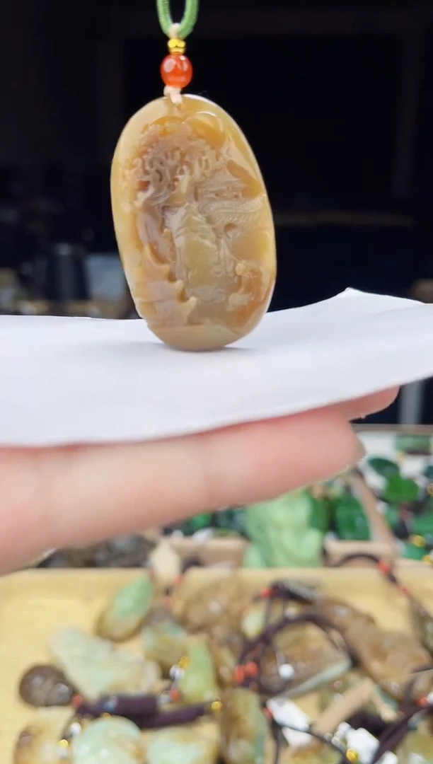 颈饰未镶嵌和田玉1