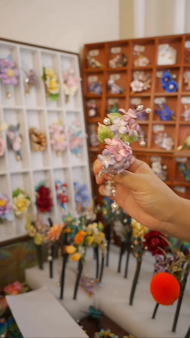 手工非遗绒花发夹