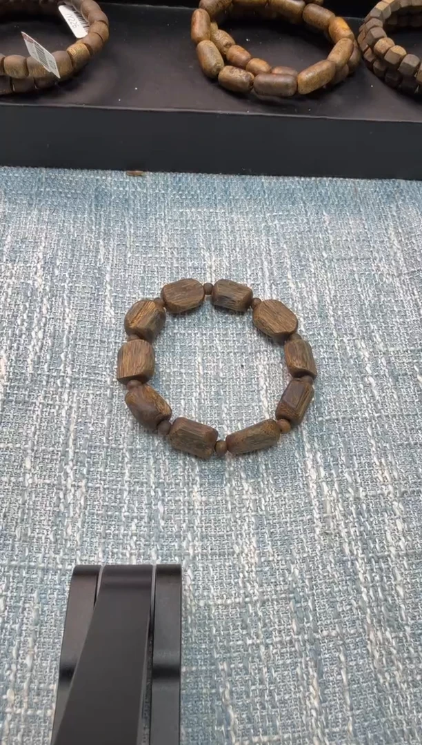 【闪购商品】沉香手串1雪糕版单圈手串