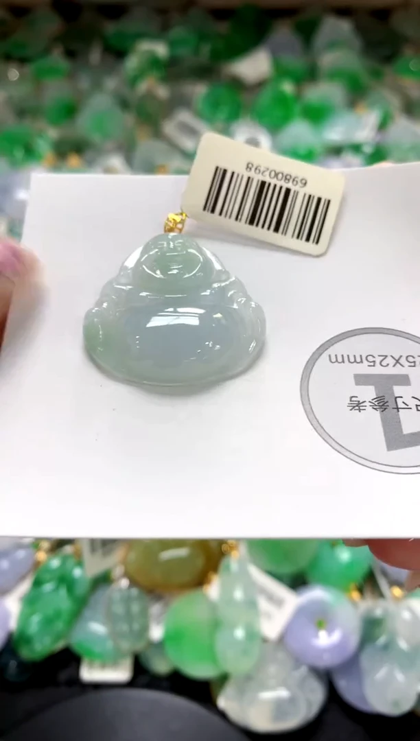 翡翠18K金镶嵌颈饰11111111111111111