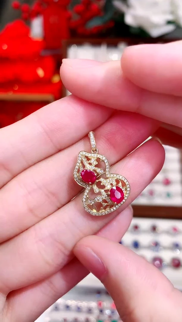 吊坠18K金镶嵌红宝石0.93ct/天然宝石/七天无理由